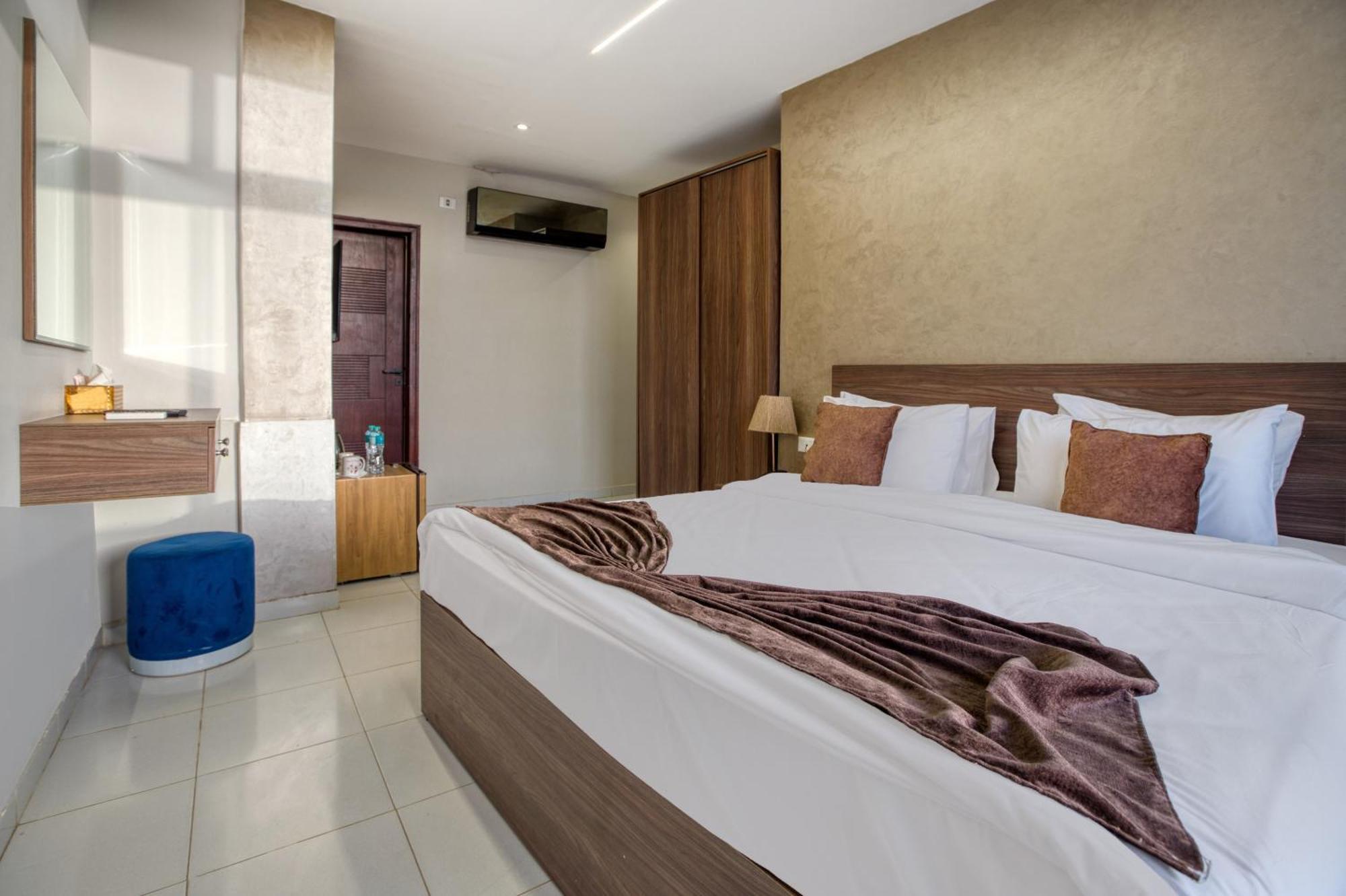 Location Pyramid Apartment Cairo