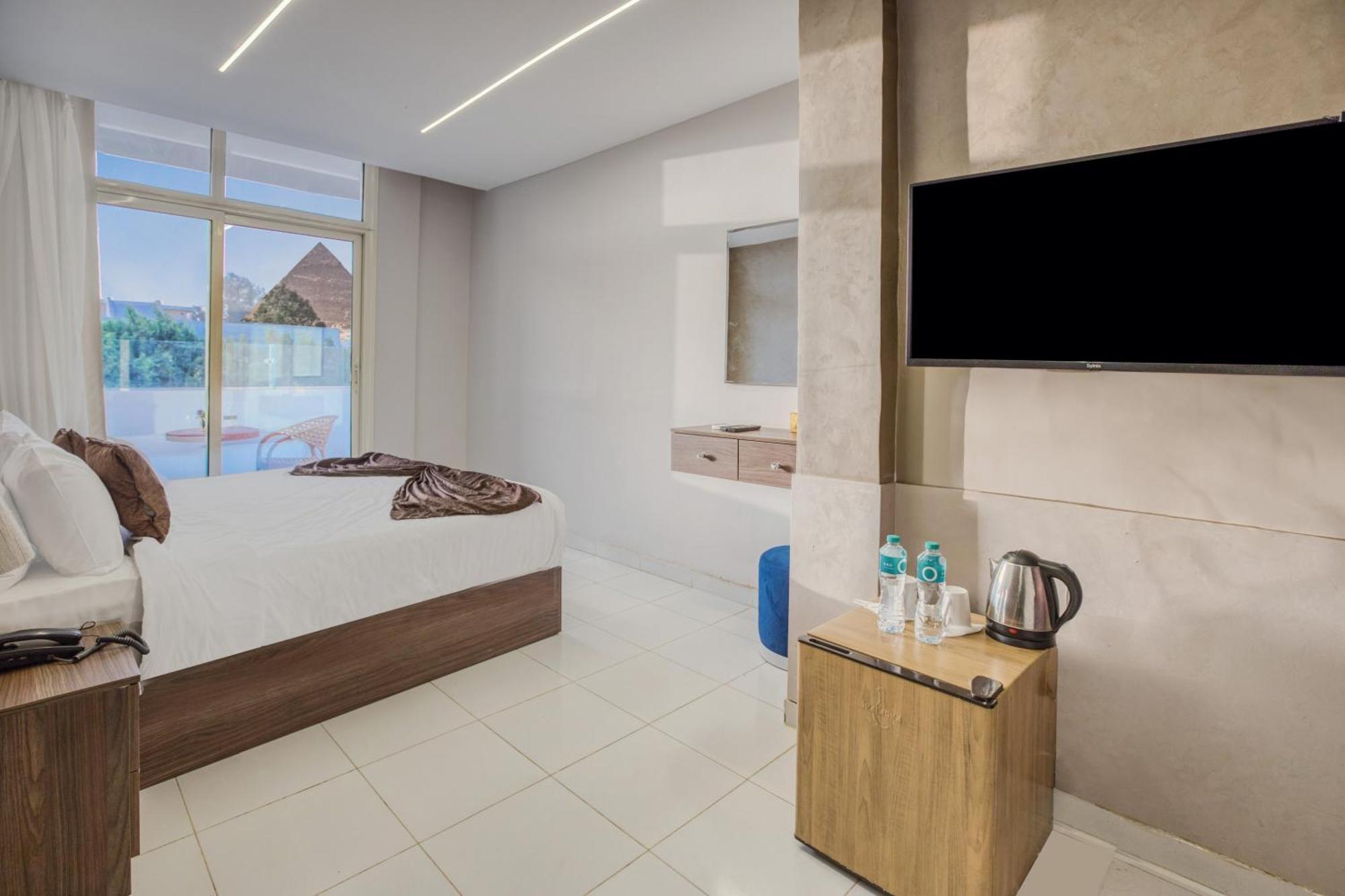 Location Pyramid Apartment Cairo