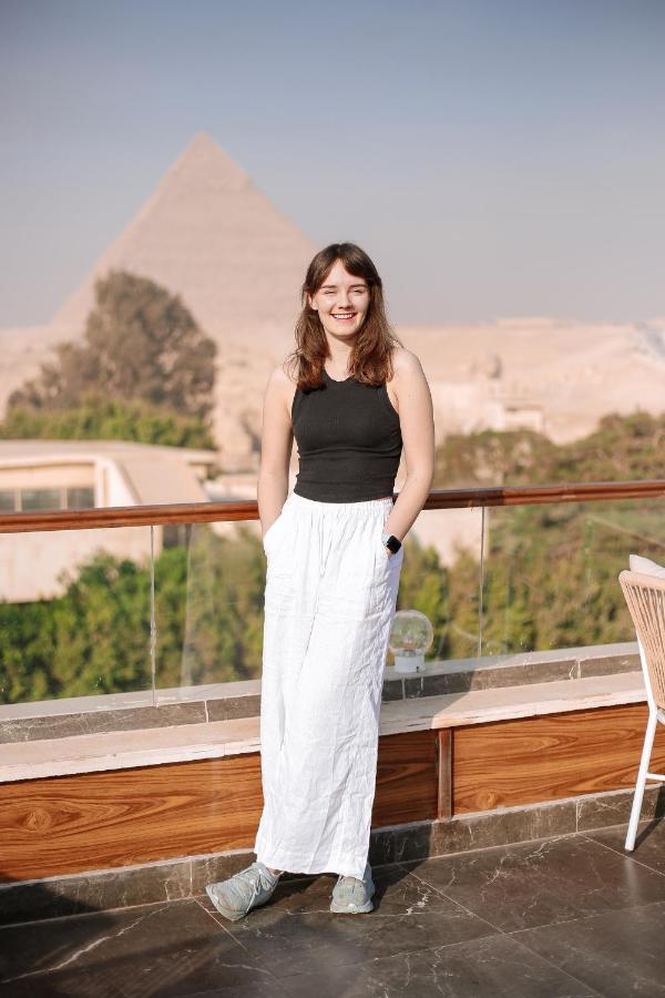 Location Pyramid Cairo